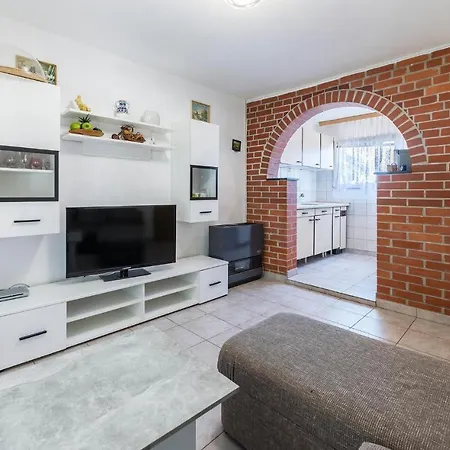 2 Bedroom Amazing In * פרוי